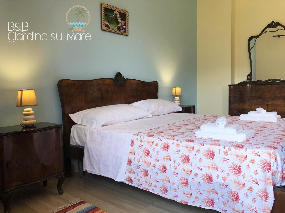 Giardino Sul Mare Bed & Breakfast Patti Exterior photo
