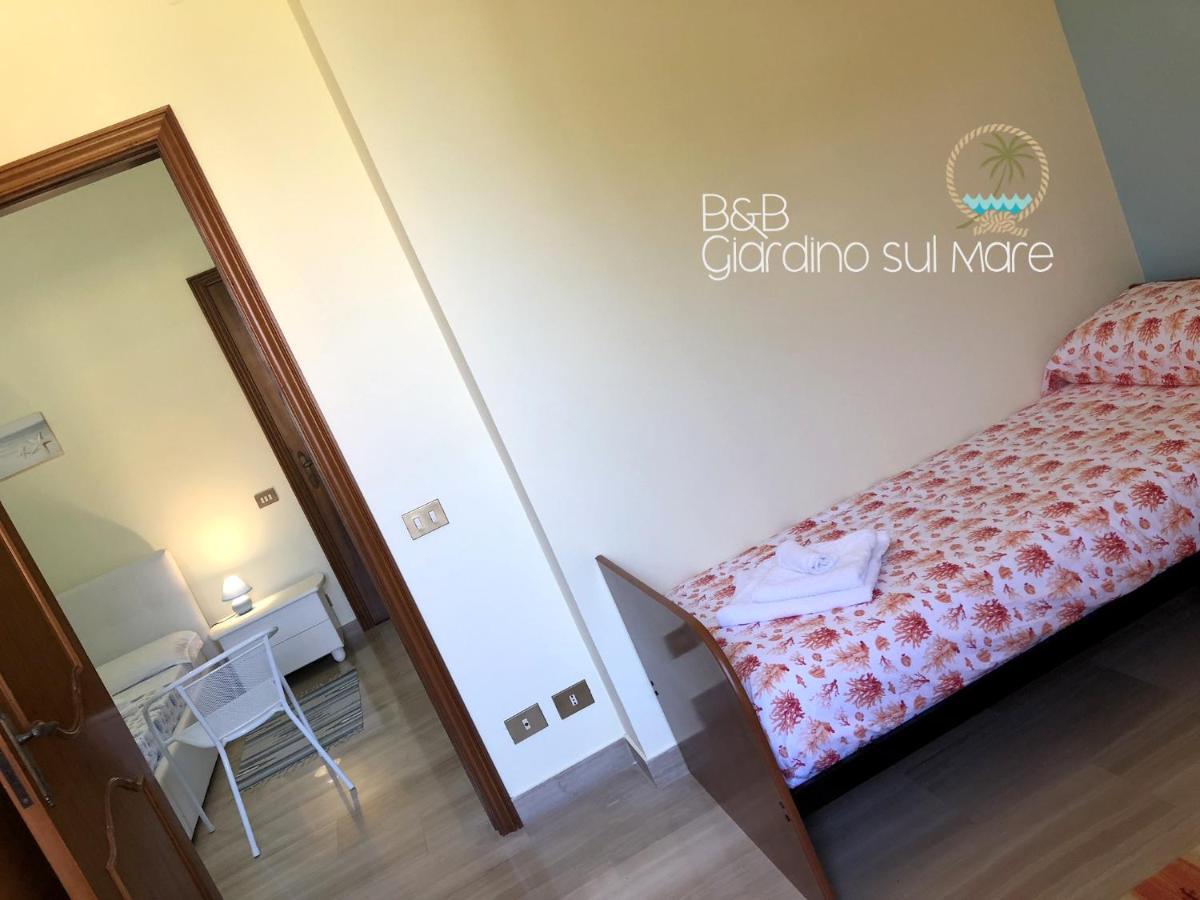 Giardino Sul Mare Bed & Breakfast Patti Exterior photo